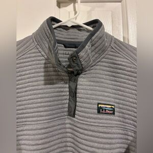 LL Bean Airlight pullover Women medium grey